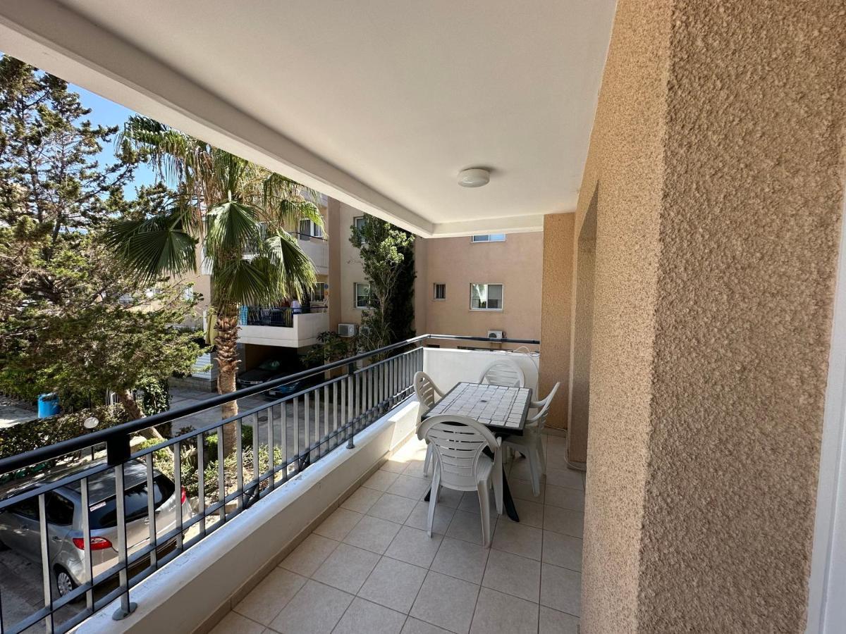 Kato Paphos Apartment Extérieur photo
