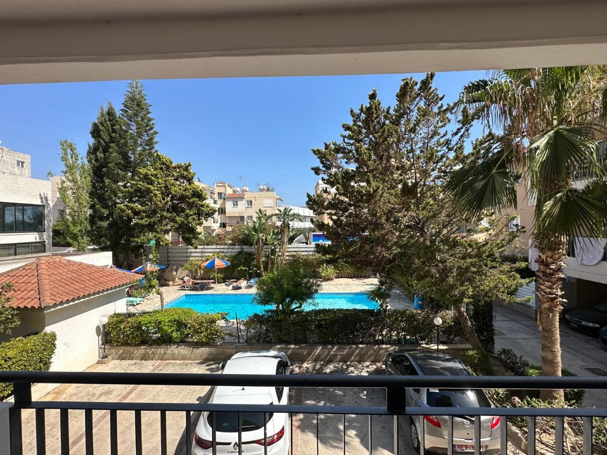 Kato Paphos Apartment Extérieur photo