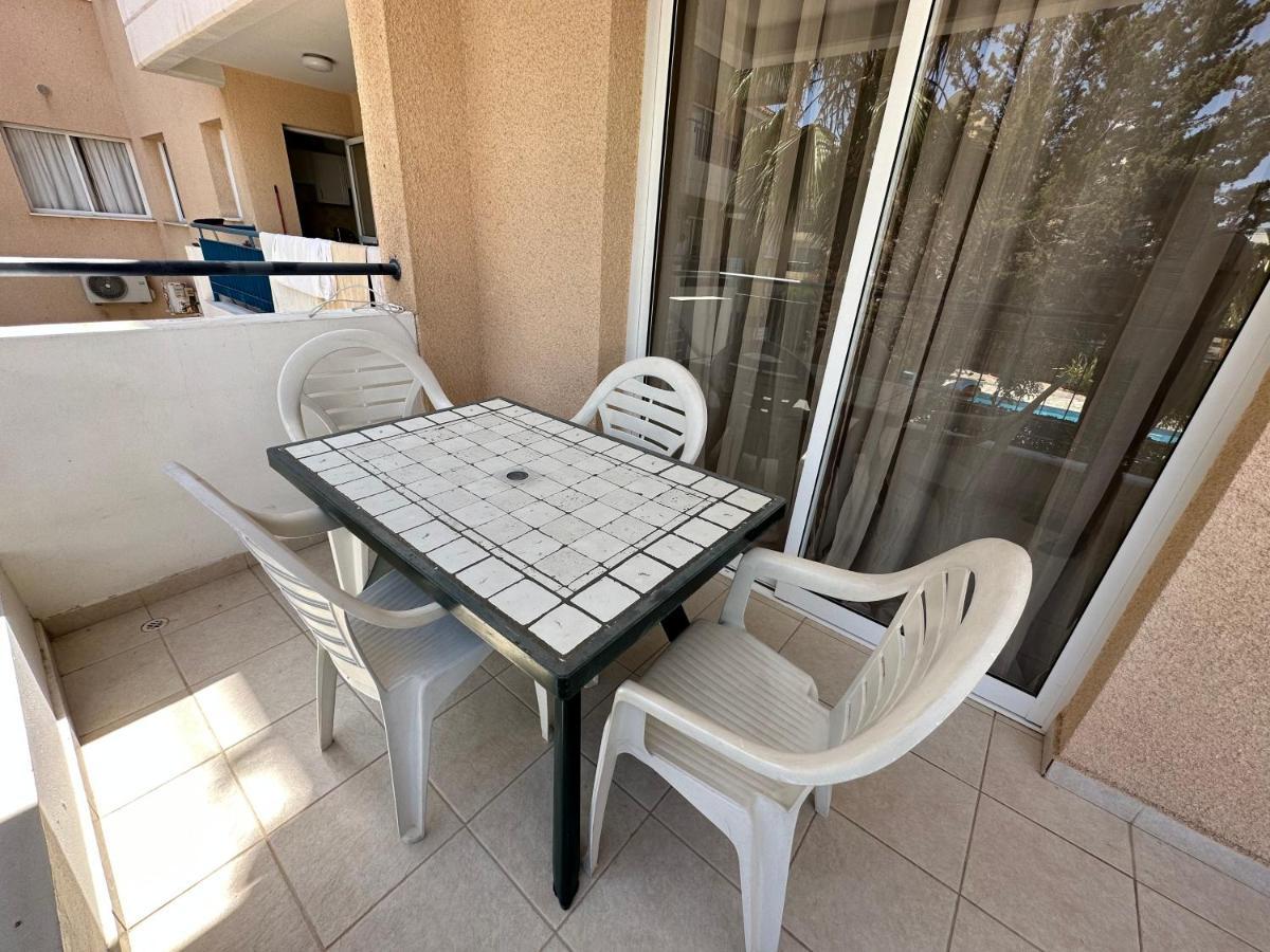 Kato Paphos Apartment Extérieur photo